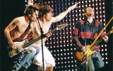 Red Hot Chili Peppers, il rock piccante sbarca nel Bel Paese